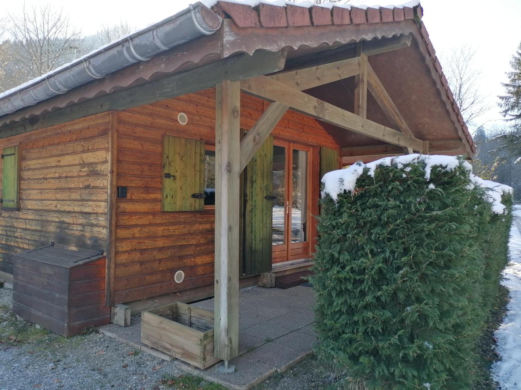 Camping Le Trejeux - Petit Chalet Thônes Esterno foto