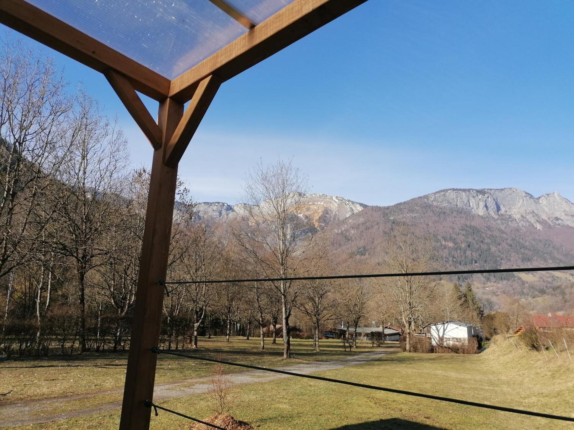 Camping Le Trejeux - Petit Chalet Thônes Esterno foto